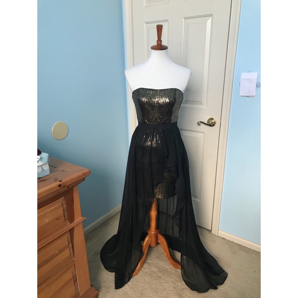 Black and Gold Beauty Dress